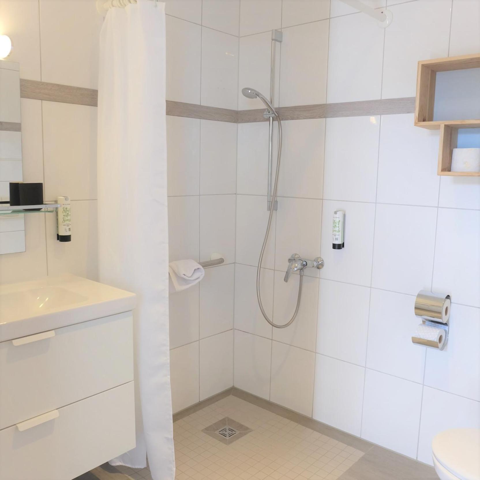 Hotel Strand26 An Der Ostsee Ostseebad Nienhagen